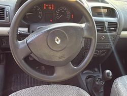 Blau Gebraucht 2006 Renault Clio II Kleinwagen | 1.599 € (Guter Preis)