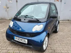 Schwarz Gebraucht 2005 Smart ForTwo Coupé Basis Coupé | 2.900 € (Teuer)