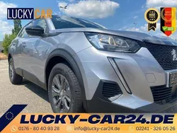 Grau Gebraucht 2023 Peugeot 2008 SUV | 23.650 € (Guter Preis)