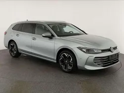 Oyster silver metallic Gebraucht 2024 VW Passat Business Kombi | 31.595 € (Superpreis)
