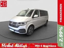 Grau Gebraucht 2024 VW Caravelle Comfortline Van / Kleinbus | 54.550 €