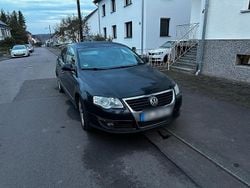 Schwarz Gebraucht 2007 VW Passat Limousine | 2.200 € (Fairer Preis)