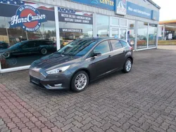 Grau Gebraucht 2017 Ford Focus Titanium Limousine | 15.490 € (Teuer)