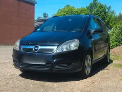 Schwarz Gebraucht 2007 Opel Zafira Van / Kleinbus | 900 € (Fairer Preis)