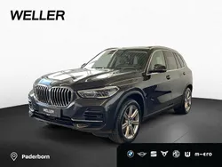 Grau Gebraucht 2022 BMW X5 Comfort Edition SUV | 52.890 € (Superpreis)
