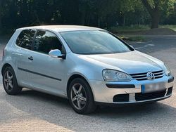 Silber Gebraucht 2005 VW Golf V Coupé | 700 € (Superpreis)