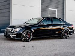 Schwarz Gebraucht 2013 Mercedes E63 AMG AMG Limousine | 32.499 € (Fairer Preis)