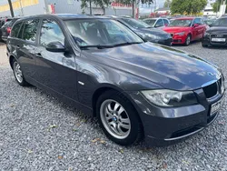 Grau Gebraucht 2007 BMW 320 Advantage Kombi | 4.990 € (Teuer)
