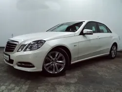 Weiß Gebraucht 2011 Mercedes E350 Limousine | 15.555 € (Etwas zu teuer)