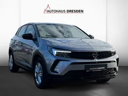 Kontrast grau Gebraucht 2022 Opel Grandland X SUV | 21.450 € (Superpreis)
