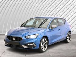 Blau Neu 2025 Seat Leon FR Limousine | 35.690 € (Teuer)