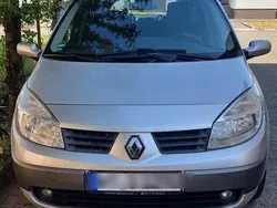 Silber Gebraucht 2006 Renault Grand Scénic II Van / Kleinbus | 2.700 € (Etwas zu teuer)