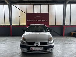 Silber Gebraucht 2005 Renault Clio II Campus Kleinwagen | 3.990 € (Teuer)