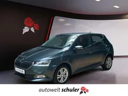 Quarzgrau metallic (metallic) Gebraucht 2020 Skoda Fabia Ambition Kleinwagen | 13.880 € (Fairer Preis)