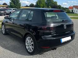 Schwarz Gebraucht 2010 VW Golf VI Highline Limousine | 3.850 € (Guter Preis)