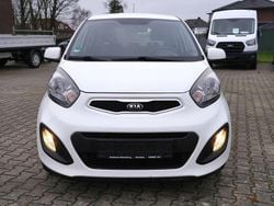 Schneeweiss Gebraucht 2014 Kia Picanto Edition 7 Kleinwagen | 6.500 € (Guter Preis)