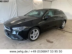 Nachtschwarz Gebraucht 2021 Mercedes CLA200 Kombi | 24.950 € (Fairer Preis)