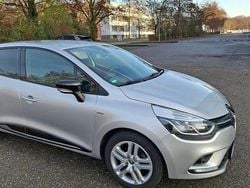 Silber Gebraucht 2018 Renault Clio IV LIMITED Kleinwagen | 7.400 € (Guter Preis)