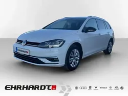Weiß Gebraucht 2020 VW Golf VII Highline Kombi | 21.490 € (Fairer Preis)