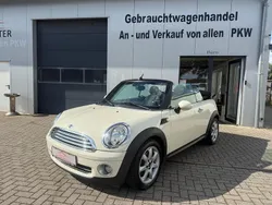 Weiß Gebraucht 2010 Mini One Cabriolet Cabrio | 5.900 € (Fairer Preis)