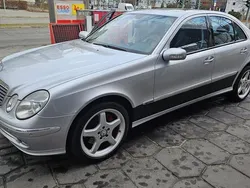 Silber Gebraucht 2005 Mercedes E350 Avantgarde Limousine | 5.200 € (Guter Preis)