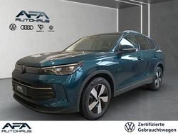 Nightshade blue metallic Gebraucht 2024 VW Tiguan Life SUV | 40.888 €