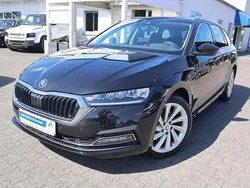 Black magic pearlescent Gebraucht 2022 Skoda Octavia Style Kombi | 22.485 € (Guter Preis)