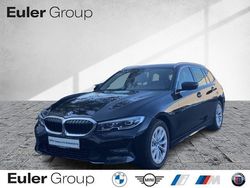 Schwarz Gebraucht 2022 BMW 330 Sport Line Kombi | 28.999 € (Fairer Preis)