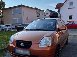 Orange Gebraucht 2007 Kia Picanto Kleinwagen | 1.200 € (Etwas zu teuer)