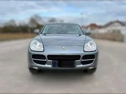 Grau Gebraucht 2006 Porsche Cayenne SUV | 7.999 € (Fairer Preis)
