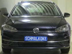 Deep black pearlescent (metallic) Gebraucht 2020 VW Golf VII IQ Drive Kombi | 19.500 € (Guter Preis)