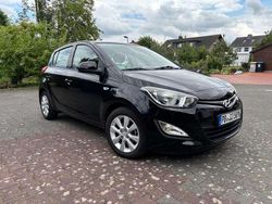 Schwarz Gebraucht 2014 Hyundai i20 Limousine | 2.400 € (Superpreis)