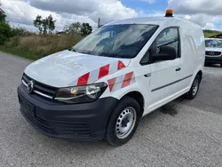 Weiß Gebraucht 2017 VW Caddy Van / Kleinbus | 5.999 € (Etwas zu teuer)