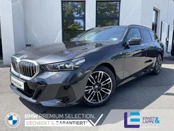 Sophistograu brillanteffekt Gebraucht 2024 BMW 520 M Sport Kombi | 53.470 € (Superpreis)
