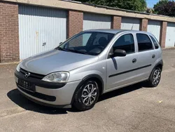 Silber Gebraucht 2002 Opel Corsa Comfort Limousine | 2.950 € (Teuer)
