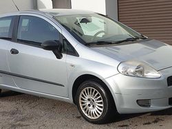 Grün Gebraucht 2006 Fiat Punto Kleinwagen | 1.450 € (Fairer Preis)