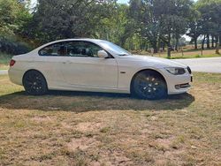 Weiß Gebraucht 2011 BMW 320 Coupé | 9.800 € (Teuer)