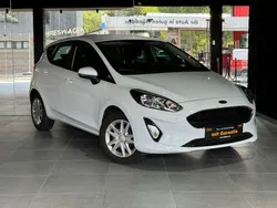 Weiß Gebraucht 2018 Ford Fiesta Cool & Connect Kleinwagen | 9.999 € (Fairer Preis)