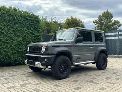 Grau Gebraucht 2024 Suzuki Jimny SUV | 32.990 € (Etwas zu teuer)