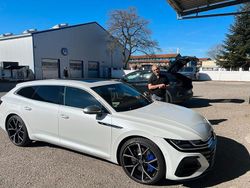 Weiß Gebraucht 2024 VW Arteon R Kombi | 46.500 € (Teuer)