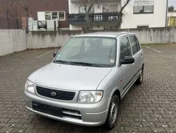 Grau Gebraucht 2003 Daihatsu Cuore Kleinwagen | 1.999 € (Etwas zu teuer)