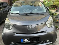 Grau Gebraucht 2009 Toyota iQ Kleinwagen | 5.500 € (Guter Preis)