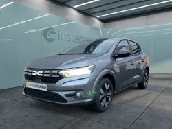 Grau Neu 2024 Dacia Sandero Journey Kleinwagen | 18.820 € (Etwas zu teuer)