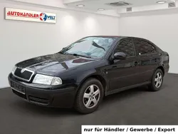 Schwarz Gebraucht 2009 Skoda Octavia Tour Limousine | 1.499 € (Superpreis)