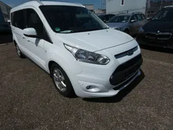 Weiß Gebraucht 2018 Ford Grand Tourneo Connect Titanium Van / Kleinbus | 17.980 € (Guter Preis)