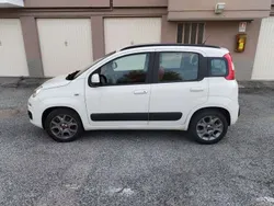 Weiß Gebraucht 2016 Fiat Panda Easy Kleinwagen | 6.700 € (Fairer Preis)