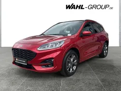 Rot Gebraucht 2021 Ford Kuga ST-Line SUV | 25.950 € (Fairer Preis)