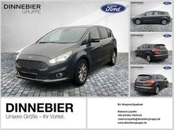 Grau Gebraucht 2016 Ford S-MAX S Van / Kleinbus | 13.680 € (Guter Preis)