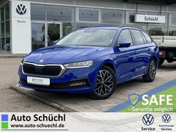 Blau Gebraucht 2021 Skoda Octavia Clever Kombi | 21.870 € (Guter Preis)