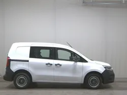 Mineralweiss Gebraucht 2023 Renault Kangoo Rapid Advance Van / Kleinbus | 12.480 € (Guter Preis)
